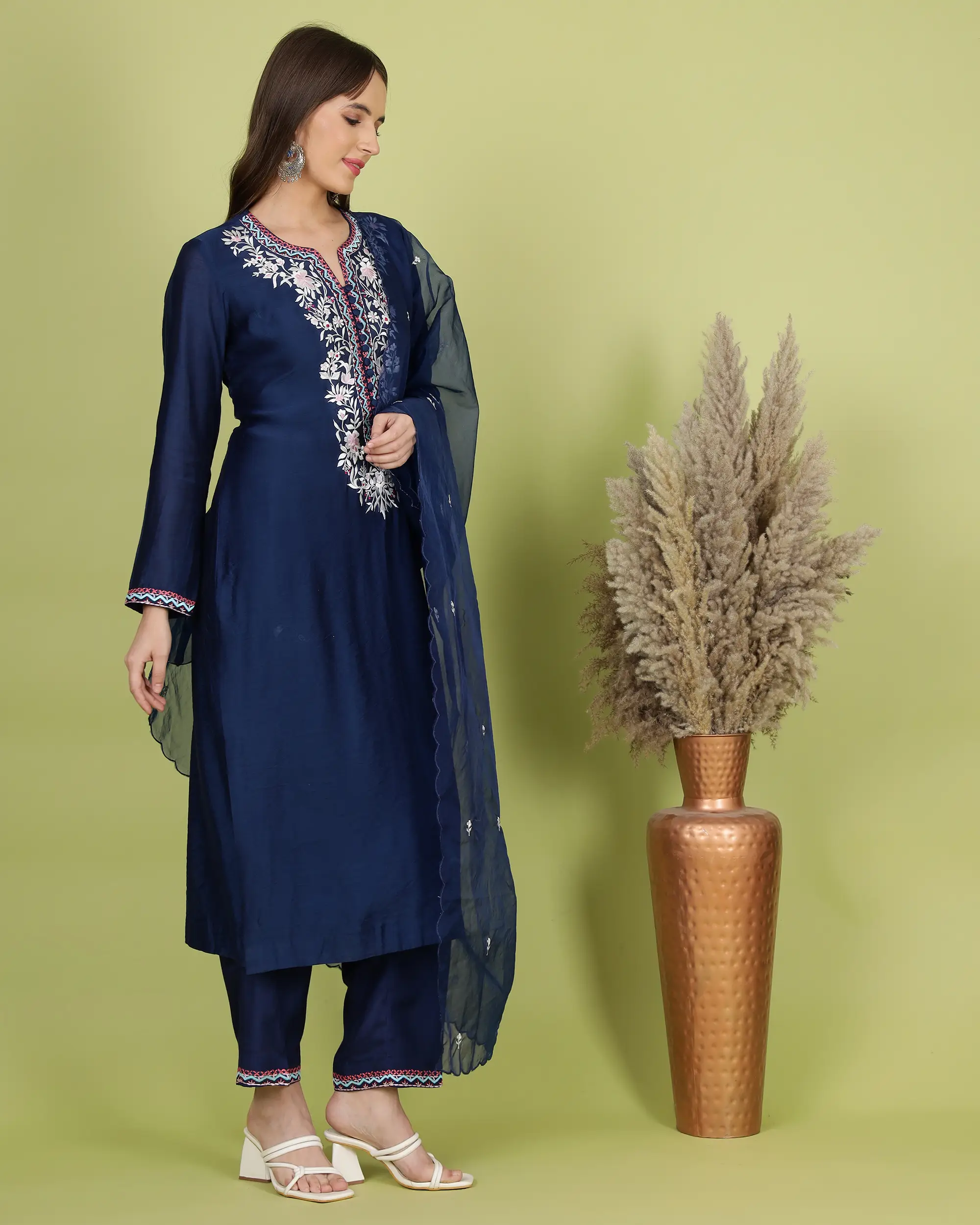 Blue Embroidered Silk Kurta Set with Organza Dupatta